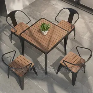 Family Outdoor Garden Set / Metal Wooden Patio Coffee Table