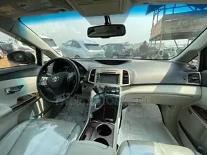 Toyota Venza AWD 2010 Black