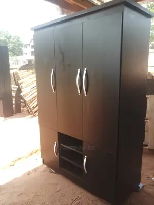 6 by 6 Wardrobe With Shoe Rack