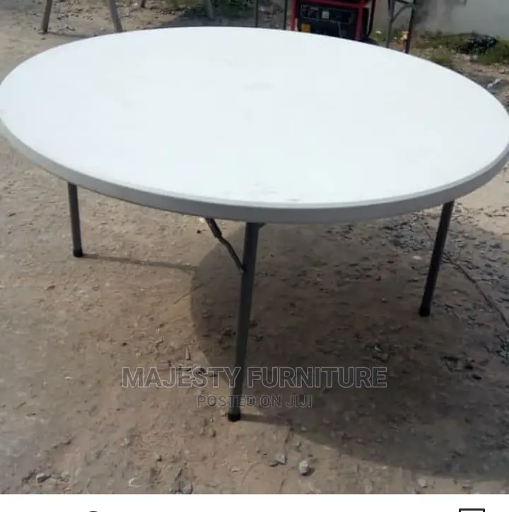 5 Feet Round Table