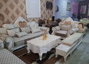 Elegant Royal Sofas