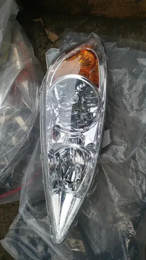 Camry 04 Big Headlamp