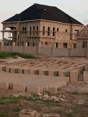 Stone Coated Rofing Tile With Water Collector Nd Sun Breaker
