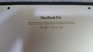 Laptop Apple MacBook Pro 16GB Intel Core I7 SSD 512GB