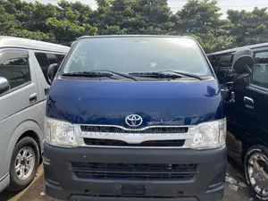 Toyota HiAce 2012 Blue