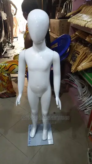 Age 3 to 6 Years Glossy White Faceless Mannequin