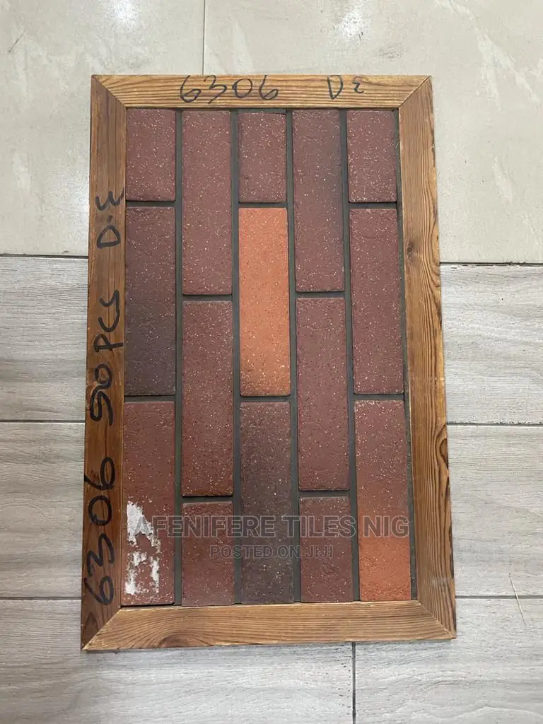 China First Grade Bricks Tiles
