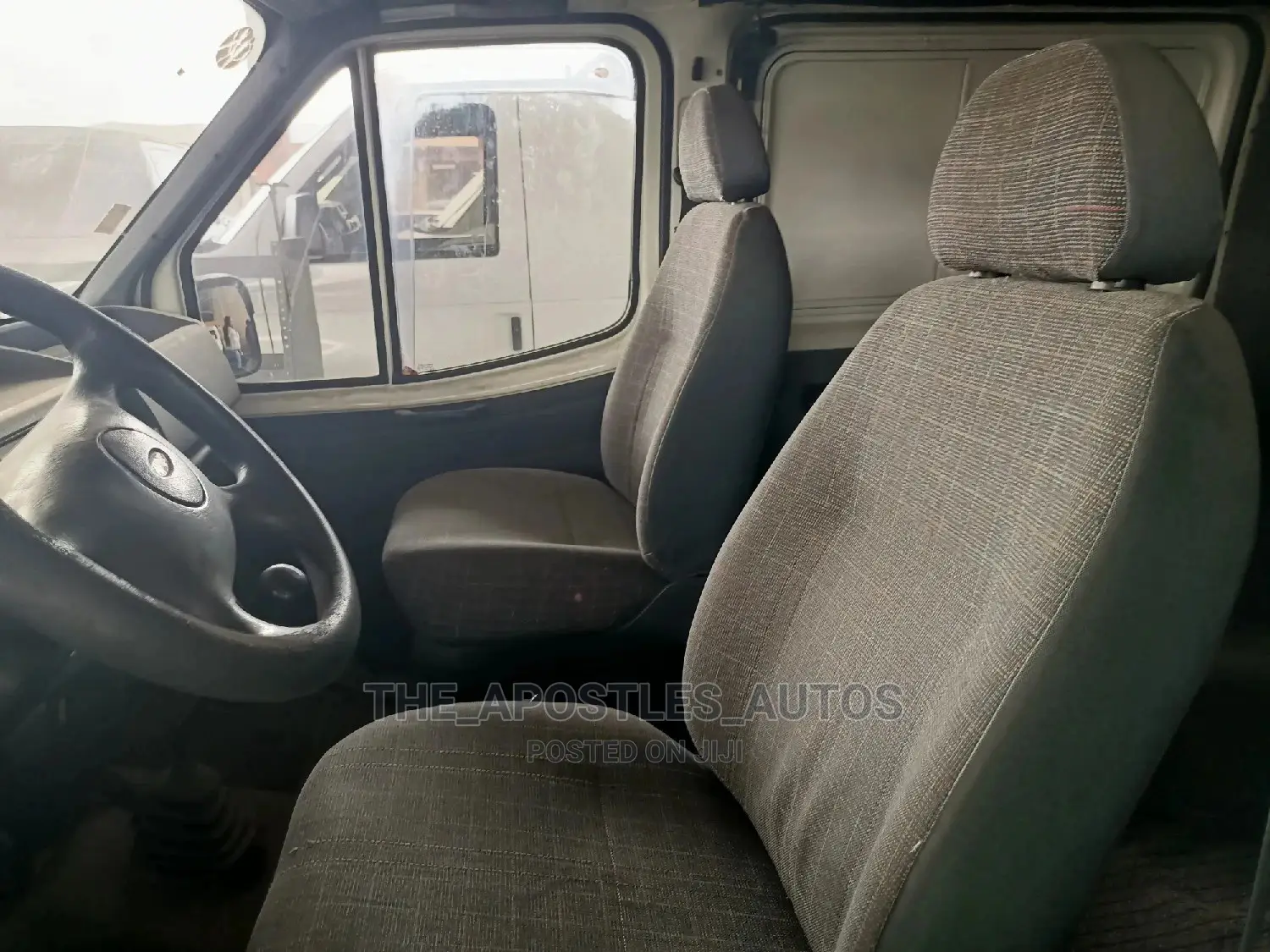 Ford Transit 2000 White