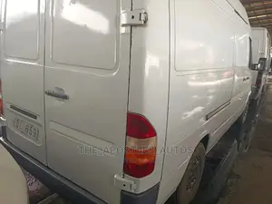 Mercedes-Benz Sprinter 2001 White
