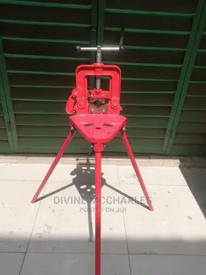 Tripod Standing Plumbing Vise