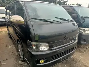 Toyota HiAce 2012 Black