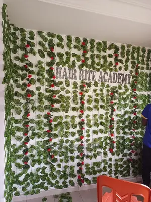 Artificial Wall Dropping Flowers
