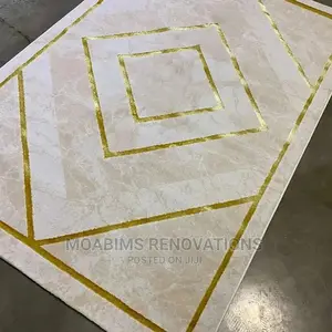 Turkish Center Rugs Available in Various Sizes 4/6,5/7,7/10
