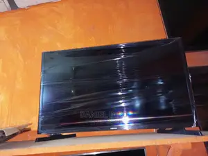 Samsung 32 Inches Smart TV