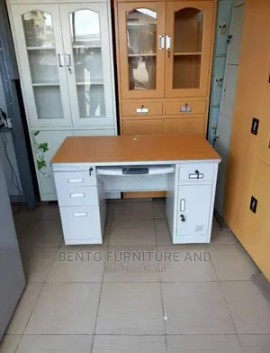 Executive Metal Office Table
