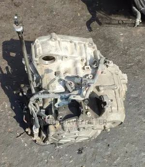 Toyota RAV4 Gear Box 2wheel 4plug 2005/2011 Call or Whatsapp