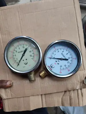 Pressure Gauge 16bar, 230psi Face 4"