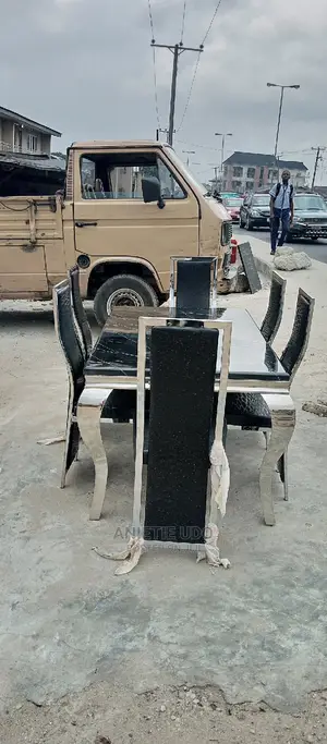 Dining Table at Affordable Price