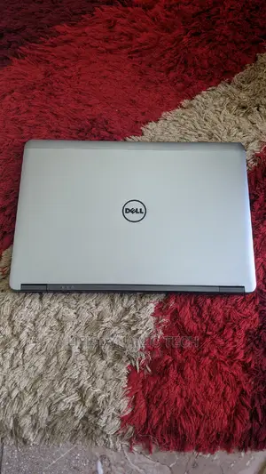 Laptop Dell Latitude 7440 8GB Intel Core I5 500GB
