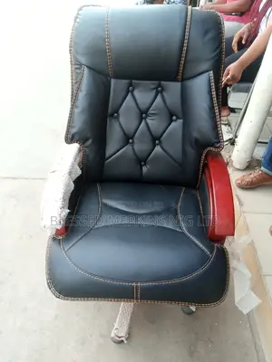 Executive Office Chair Declining