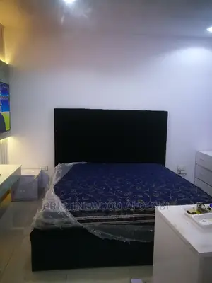 Pristinewood Bed