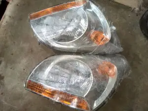 Kia Sportage 2006 Headlight