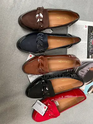 Quality Women's Glossy Leather Top Suede Shoes.
