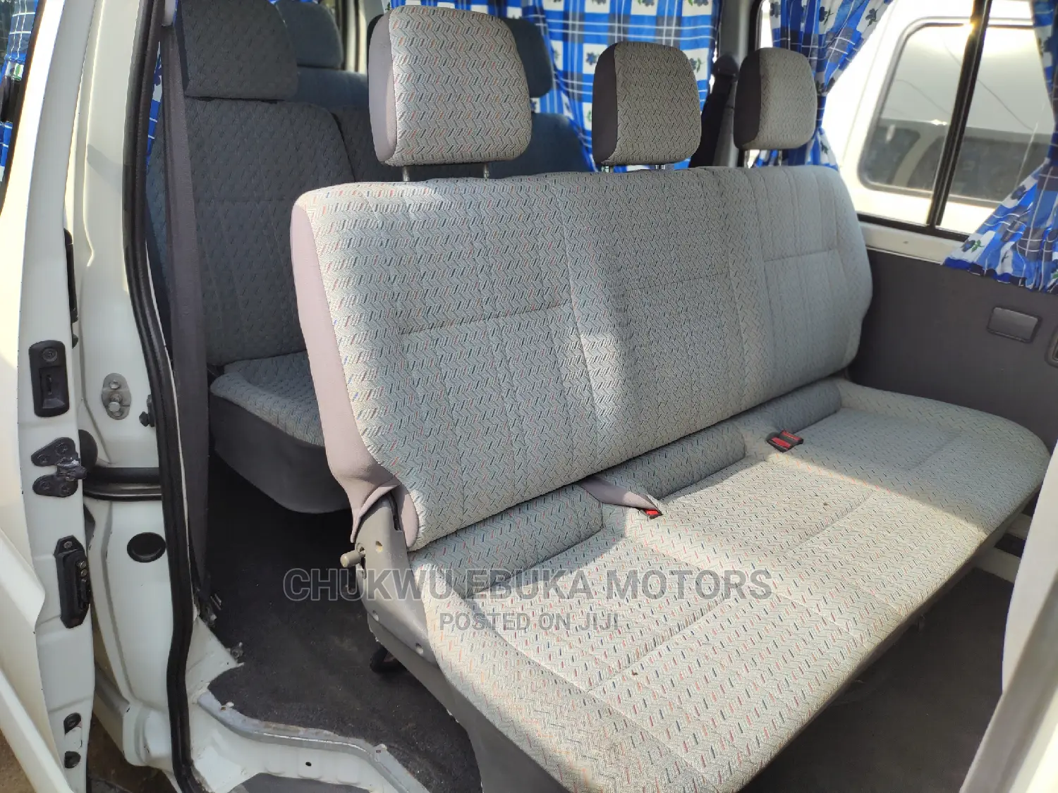 Toyota HiAce 2002 White