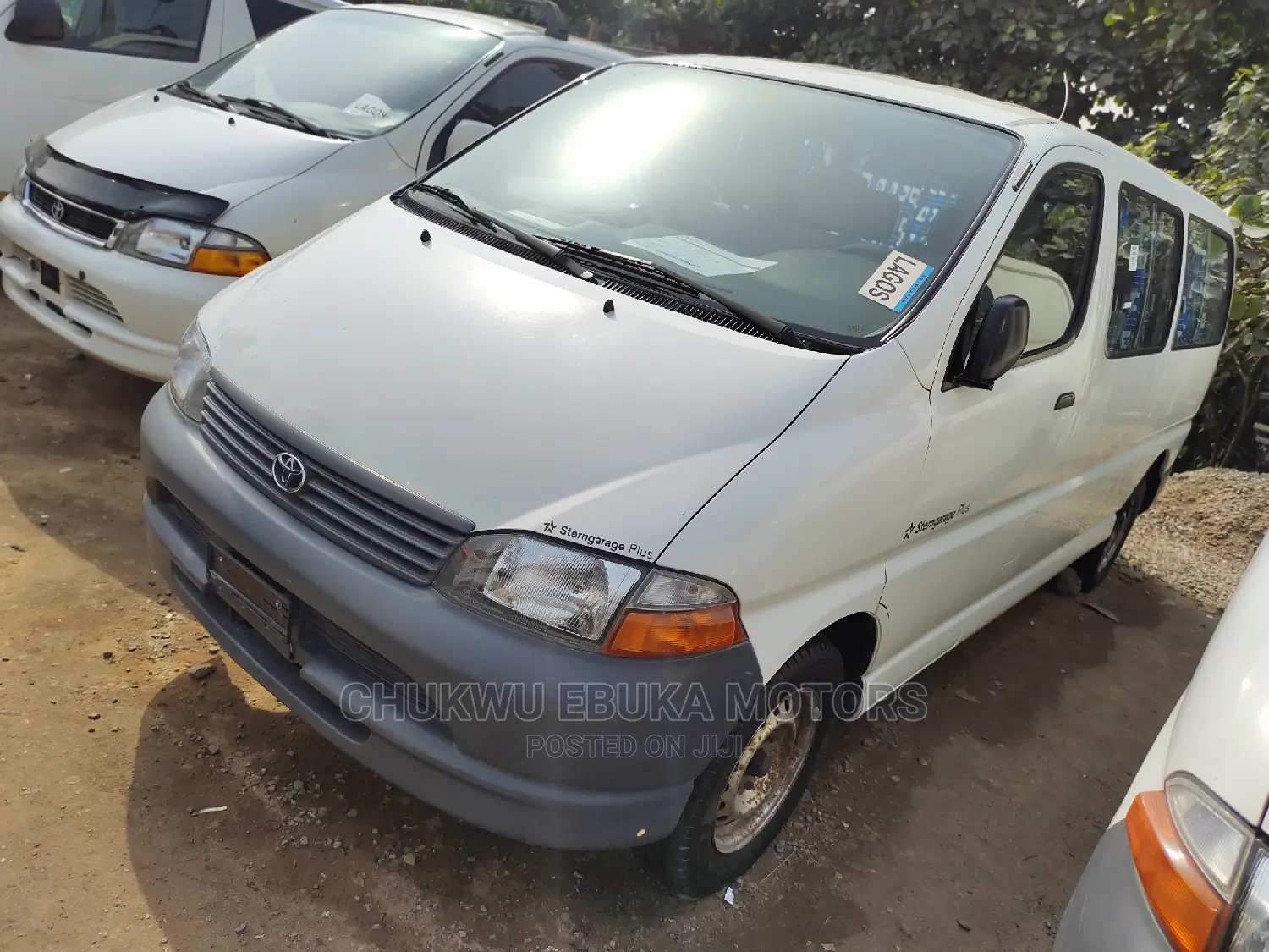 Toyota HiAce 2002 White