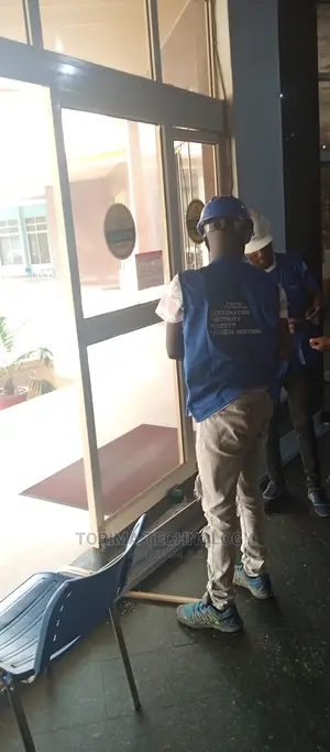 Automatic Glass Door