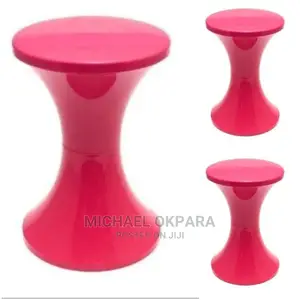 Plastic/Rubber Chair