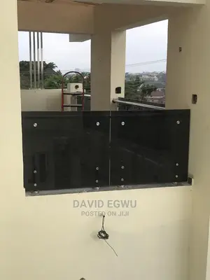 Frameless Balvony Glass