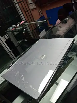 Laptop HP EliteBook 6930P 2GB Intel Atom HDD 250GB