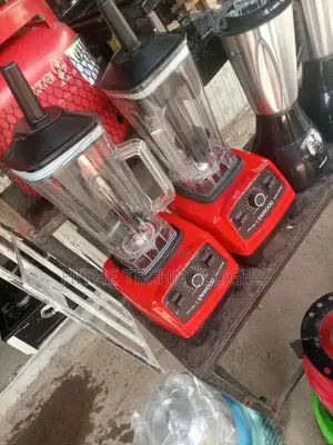Double Cups Industrial Blender