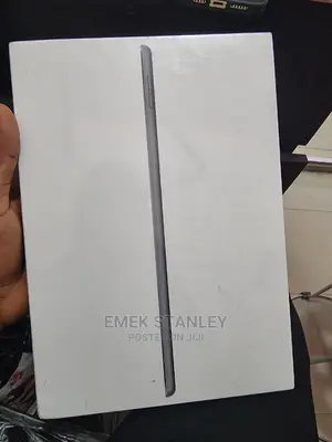 New Apple iPad 10.2 (2021) 64 GB Gray