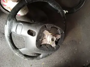 Ford Liberty Stearing Wheel 2002/2005 Model Direct Tokunbo