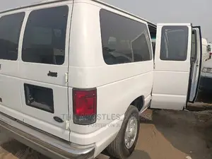 Ford E350 2002 White