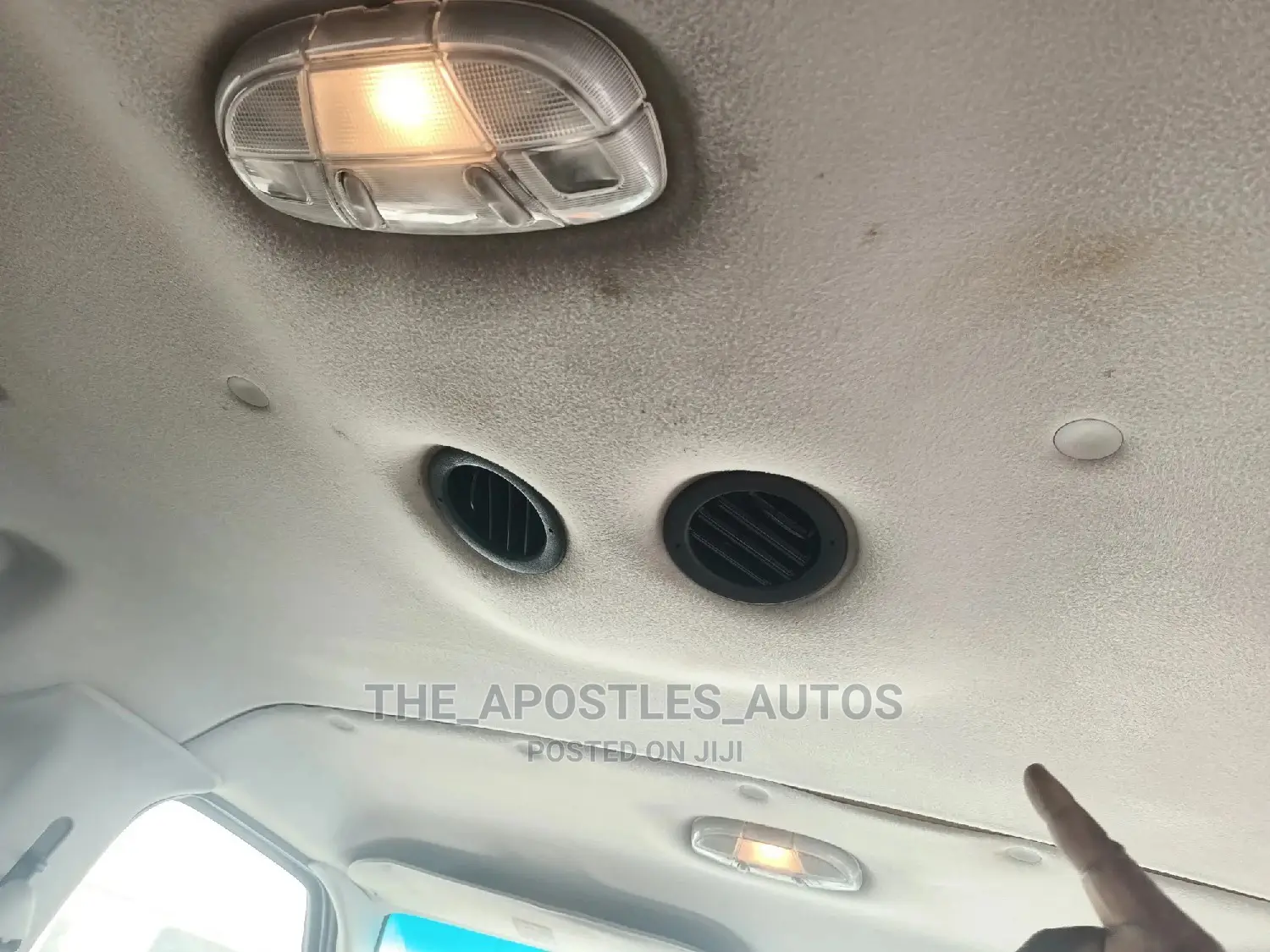 Ford E350 2002 White