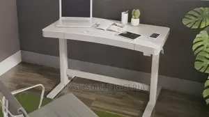 Tresanti 47" Adjustable Height Desk