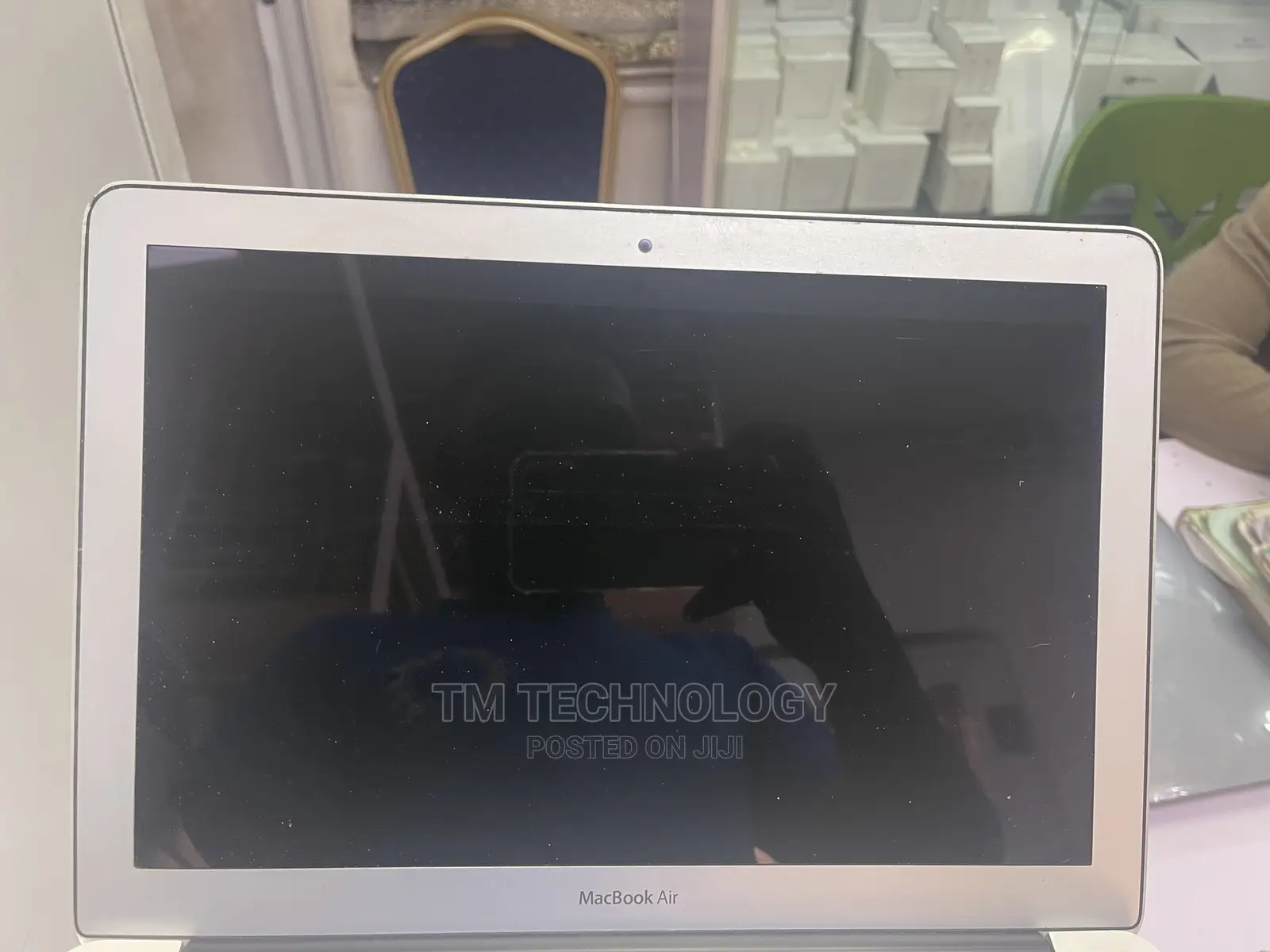 Macbook Air 2013/2017 Follow Come Screen