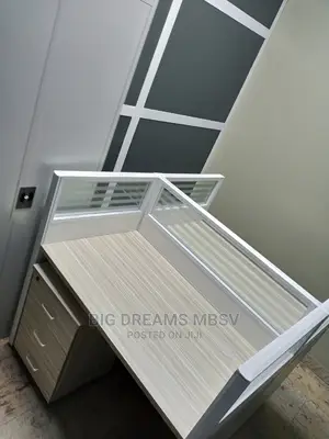 By 2 Side Workstation