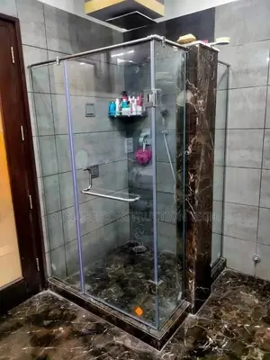Shower Cubicle Tampered
