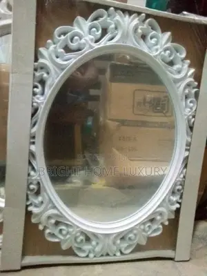 Oval Wall Mount Mirror (White)