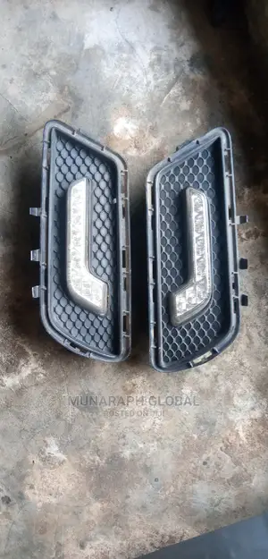Mercedes Benz E350 W212 Fog Lamp Set.