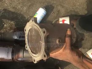 Nissan Pathfinder 2005 Catalyst Converter