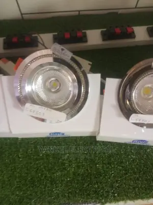 Xg Quality LED P.O.P That Show Blue and White Colourd