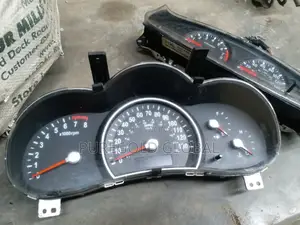 Speedometer for Kia Sedona 2010