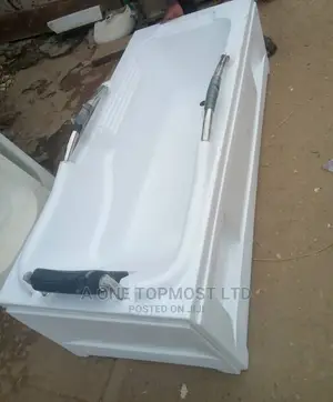 Executive Shower Bath