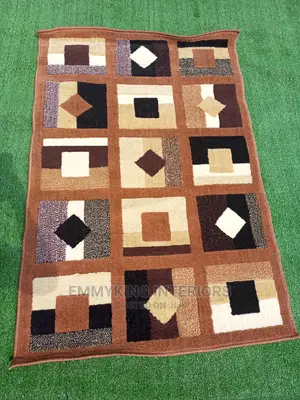 Quality Super Soft 3 X 5 Living Room Center Rug.
