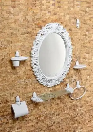 Decorative Wall Mirror With Bathroom Accessories (White)